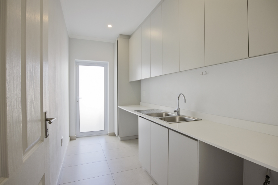 4 Bedroom Property for Sale in Sagewood Western Cape